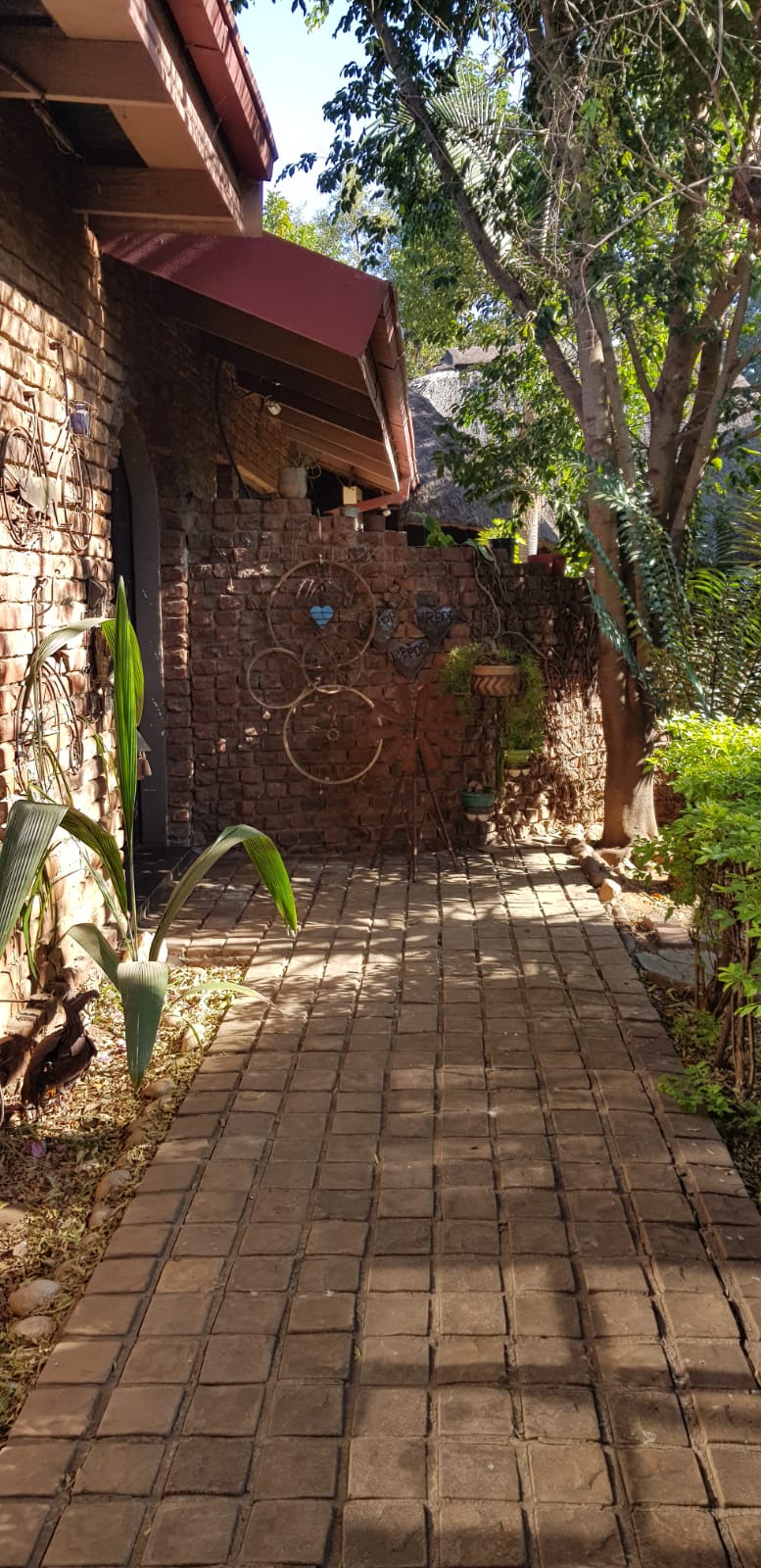5 Bedroom Property for Sale in Rustenburg Central North West